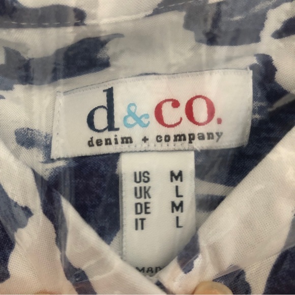 NWT Denim & Co Printed Short-Sleeve Camp Shirt in Bright Navy, Size M - Picture 6 of 8